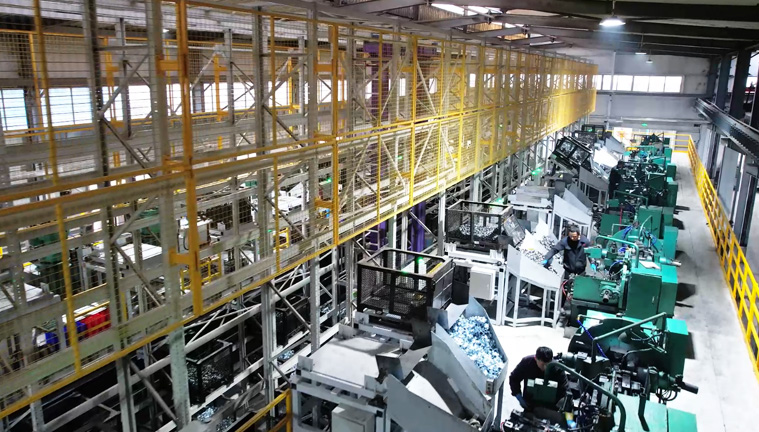 儲存、交轉(zhuǎn)、上料一體化線邊倉